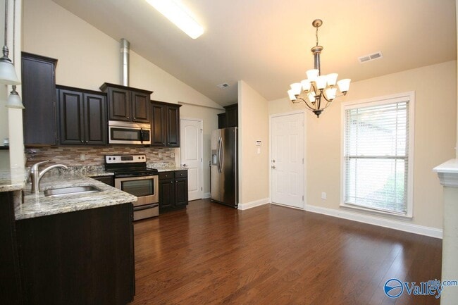 Photo - 228 Grantham Cir