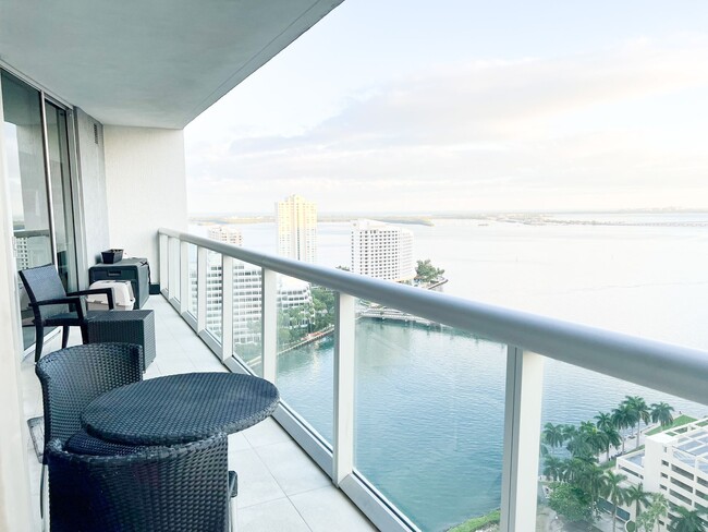 Building Photo - 1331 Brickell Bay Dr Unit 2611