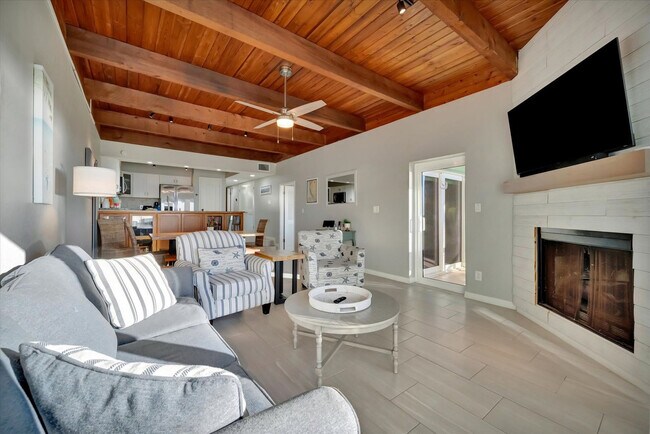 Photo - 19530 Gulf Blvd Unit FL1-ID1406268P