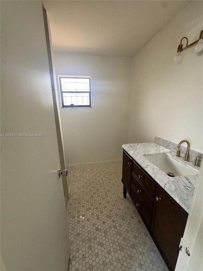 Photo - 252 NW 48th Pl Unit 252