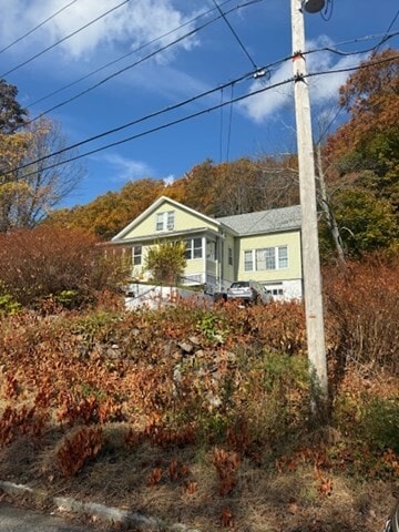 Photo - 931 Worcester Rd