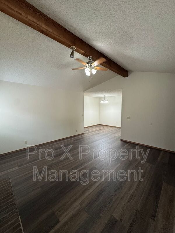 Photo - 300-310 Streamside Ct