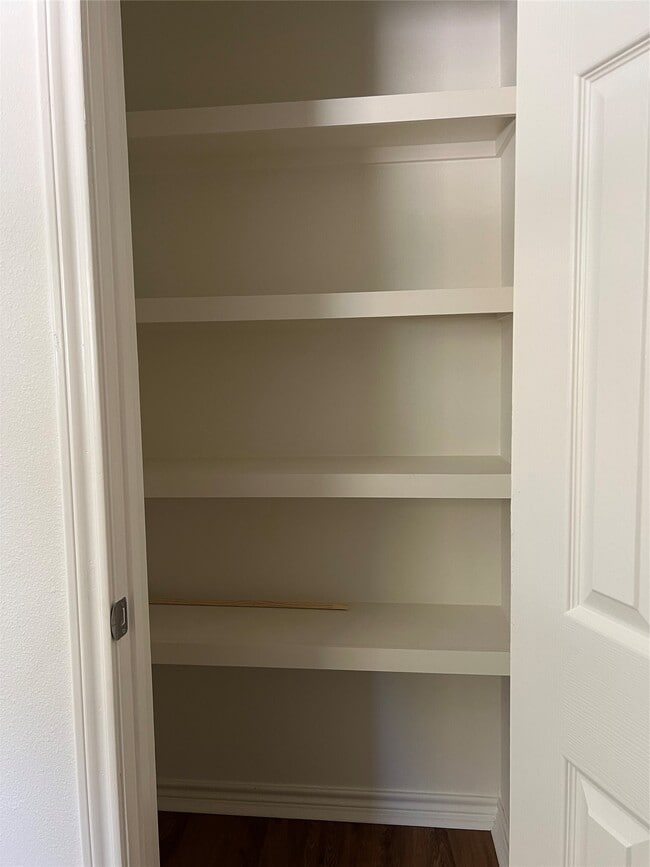 Photo - 1231 Sycamore Ave Unit A