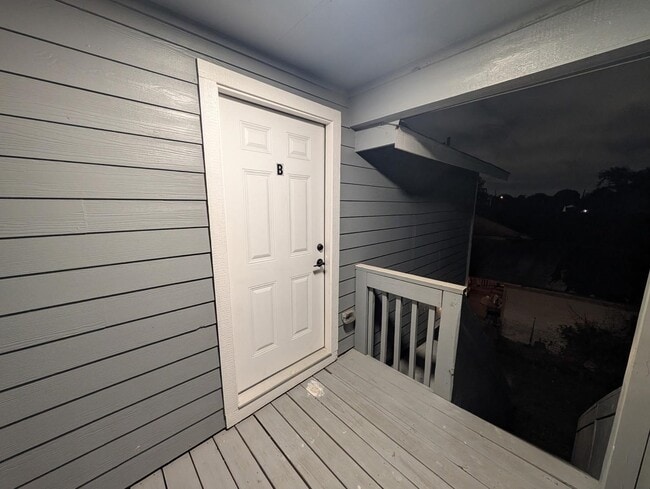 Building Photo - 7212 Corpus Christi St Unit B