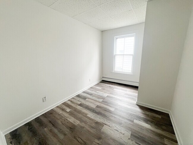 Photo - 12 Blackall Rd Unit 1