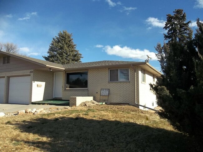 Building Photo - Lovely Duplex in Loveland Rental