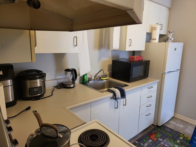 Building Photo - 177 Garden St Unit 5