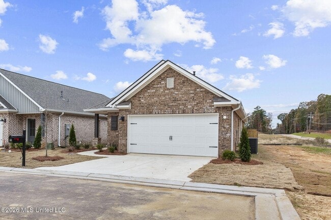 Photo - 621 Stillwater Cv