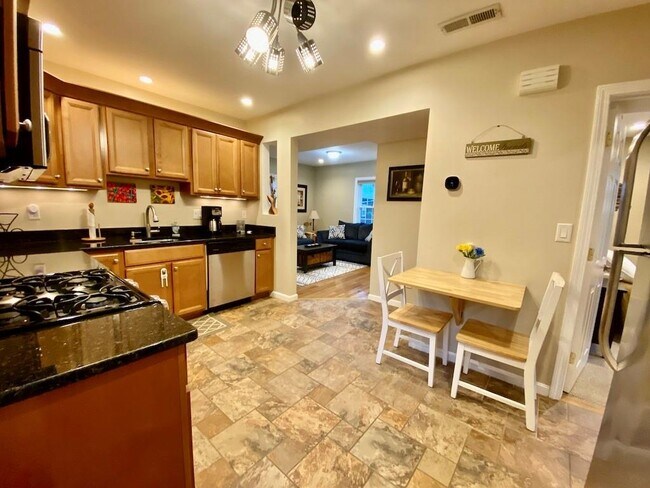 61 Callender Ave Unit 2