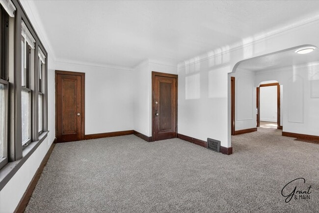 Photo - 18732 Salem Unit 2 - Upper - V 4/1/26 (T)