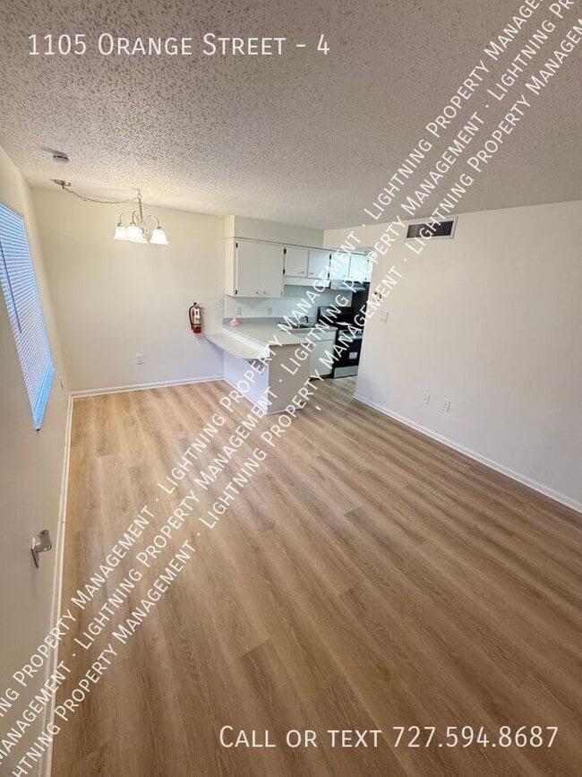 Photo - 1105 E Orange St Unidad 4