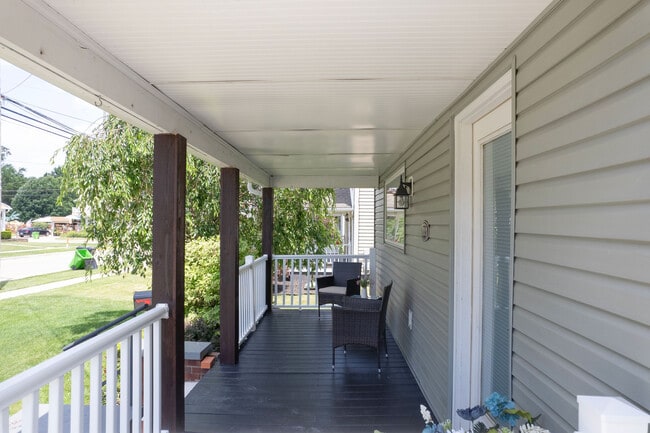 103 Fenton Ave
