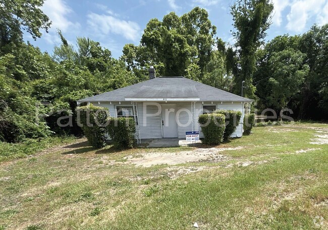 Building Photo - West Columbia Home