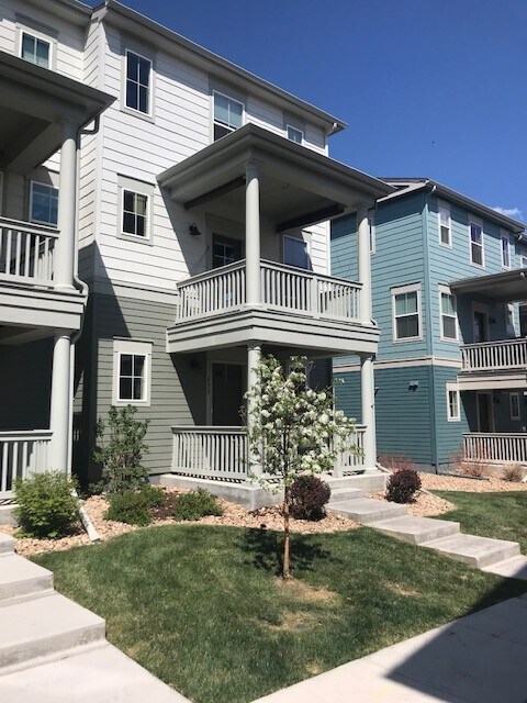 Charming 2BD/2.5BA Townhome in Quiet Lafay... - Charming 2BD/2.5BA Townhome in Quiet Lafay...