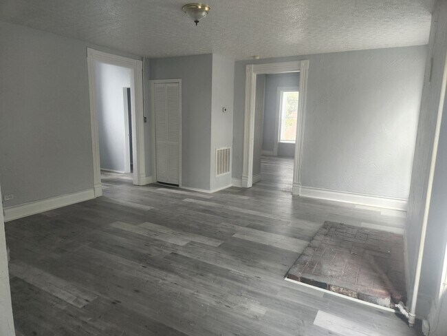 Photo - 1036 S 7th St