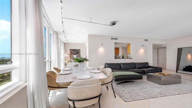 Photo - 101 20th St Unidad 2102