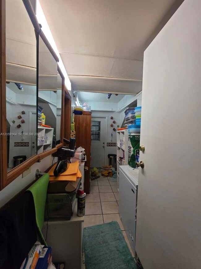 Photo - 421 SW 87th Ct Unit 0