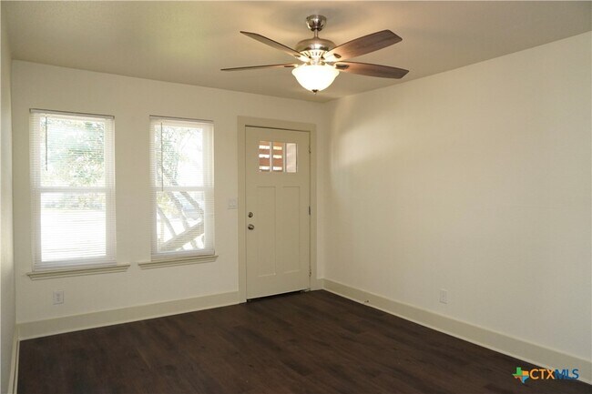 Photo - 1019 Haynes St