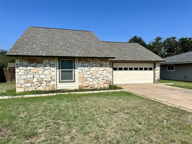 Photo - 1700 Roundup Trail