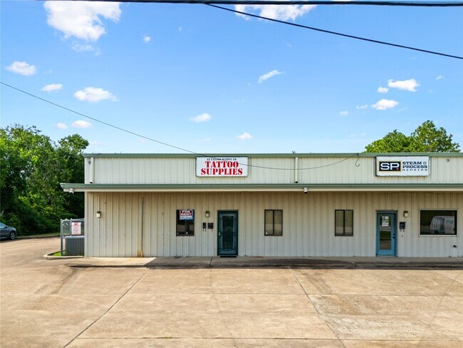 Photo - 8019 Farm to Market 517 Rd W