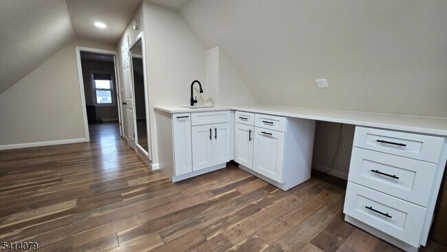 Photo - 411 Lanza Ave Unit 2