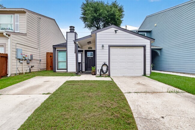 10244 Bridgeland Ln