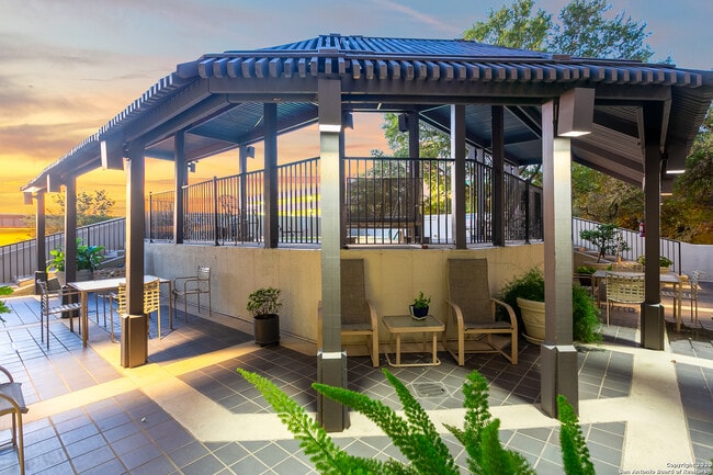 Photo - 7701 Wurzbach Rd Unit 301