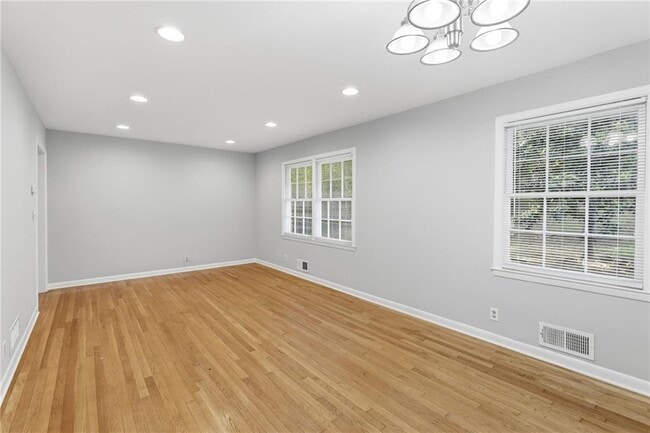 Photo - 4411 Langdon Dr