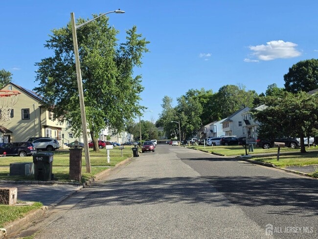 Photo - 405 Frederick Ave