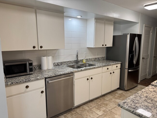 Photo - 7909 Habersham Ln Casa