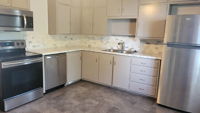 Photo - PRE-LEASE!! Beautiful 3 Bedroom/ 1.5 bath