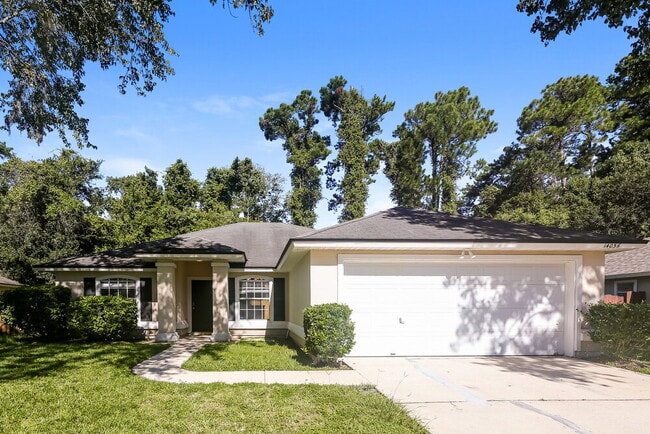Building Photo - 14036 Crestwick Dr W Rental