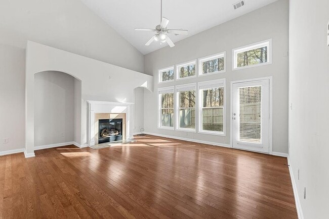 Photo - 3476 Harvest Ridge Ln NE