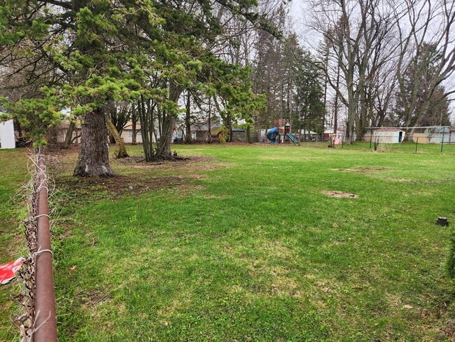 Photo - 118 Barclay Rd