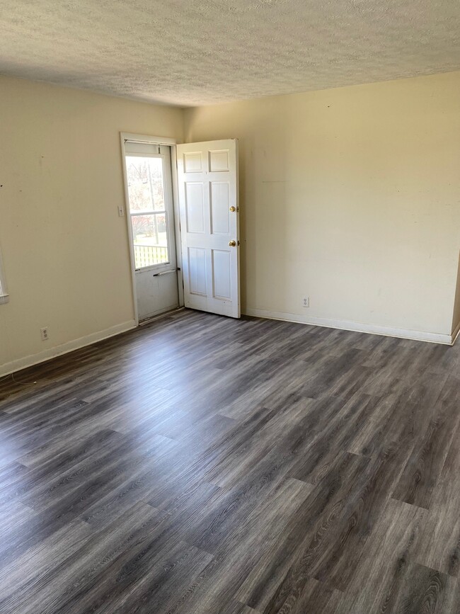 Photo - 1620 Neals Creek Rd