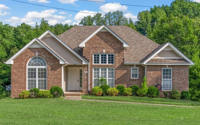 Photo - 4 Bedroom Pet Friendly Home For Rent With ...
