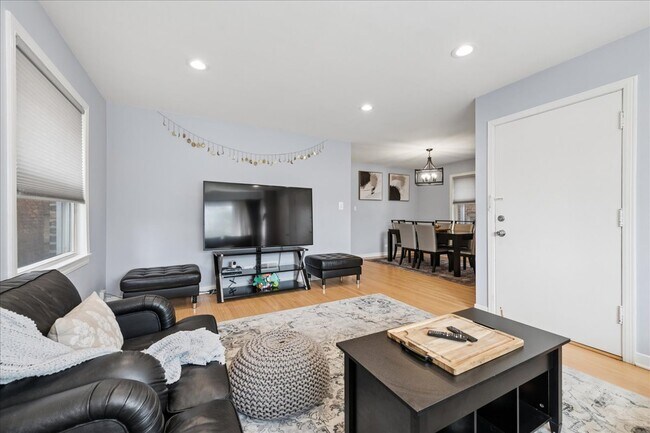 Photo - 5224 N Virginia Ave