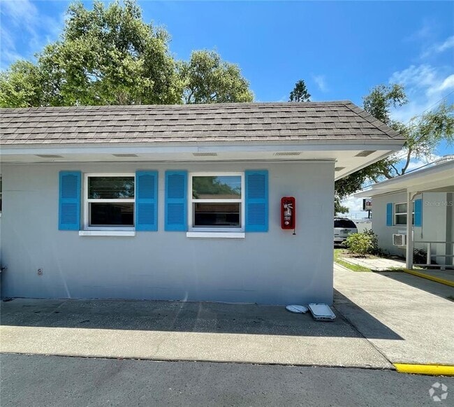 Building Photo - 401 1st Ave NE Rental