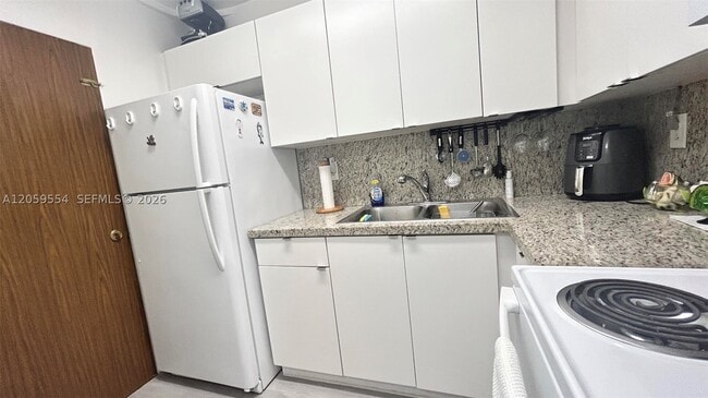 Photo - 2899 Collins Ave Unit 450