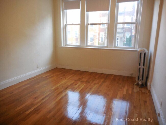 Building Photo - 109 Brainerd Rd Rental