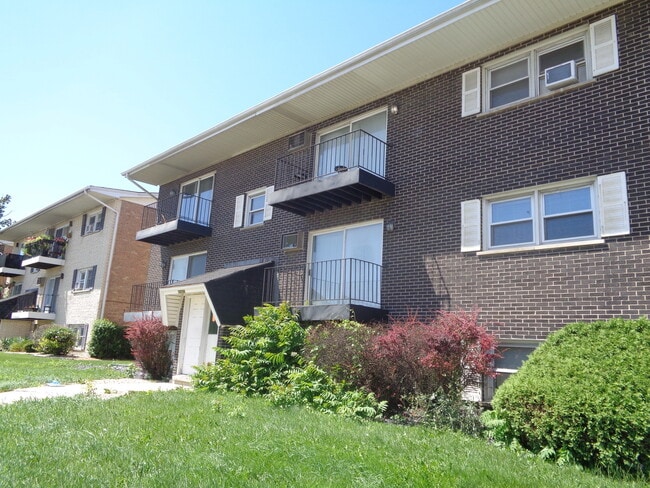 Building Photo - 10748 S Harlem Ave Unit 2N Rental