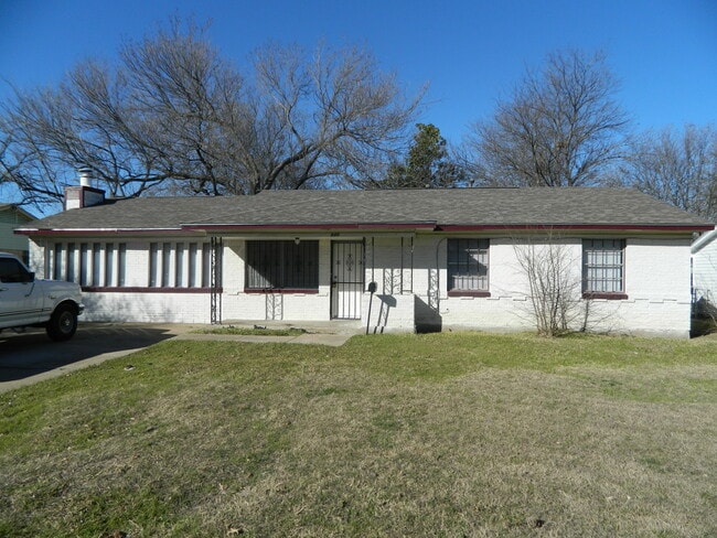 Photo - COMING SOON! Brick 3-Bed, 2-Bath with Fenc...
