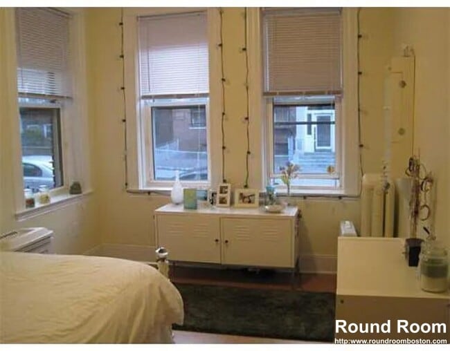 Photo - 47 Park Vale Ave