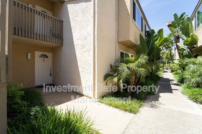 Building Photo - 8509 Villa La Jolla Dr Unit #B Rental