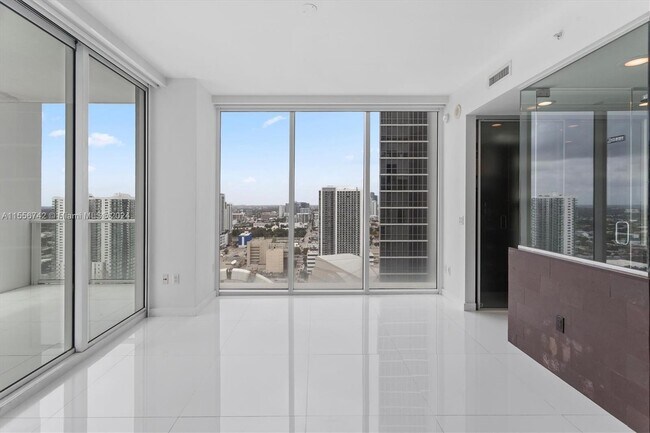 Photo - 1040 Biscayne Blvd Unit 3106