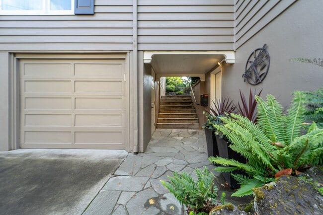 Photo - Charming and Well-Maintained Home in a Ser...