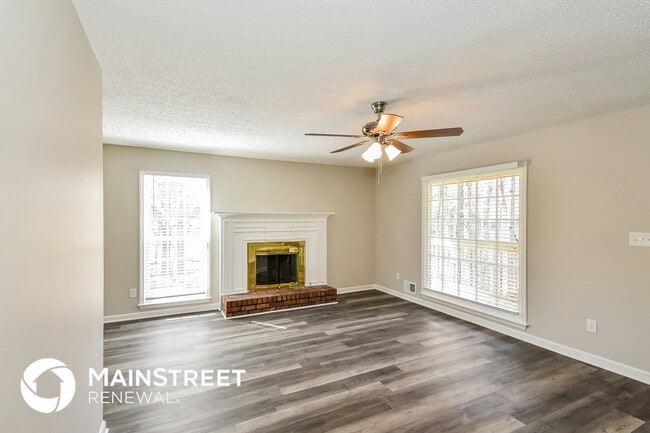 Photo - 263 Jamie Dr