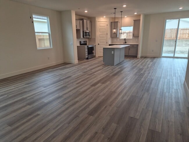 Photo - Large 4-Bedroom, 3-Bath Home