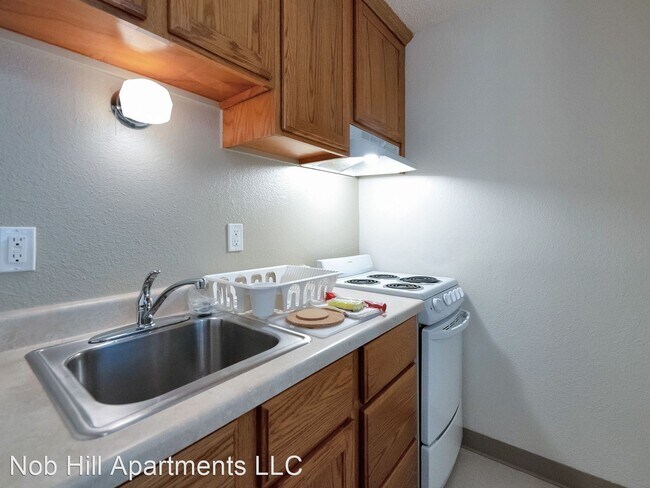 Photo - 2431 NW Irving St Unidad 02