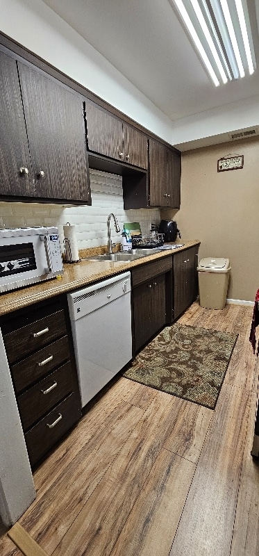 Photo - 1168 Herbert Ave Unidad B